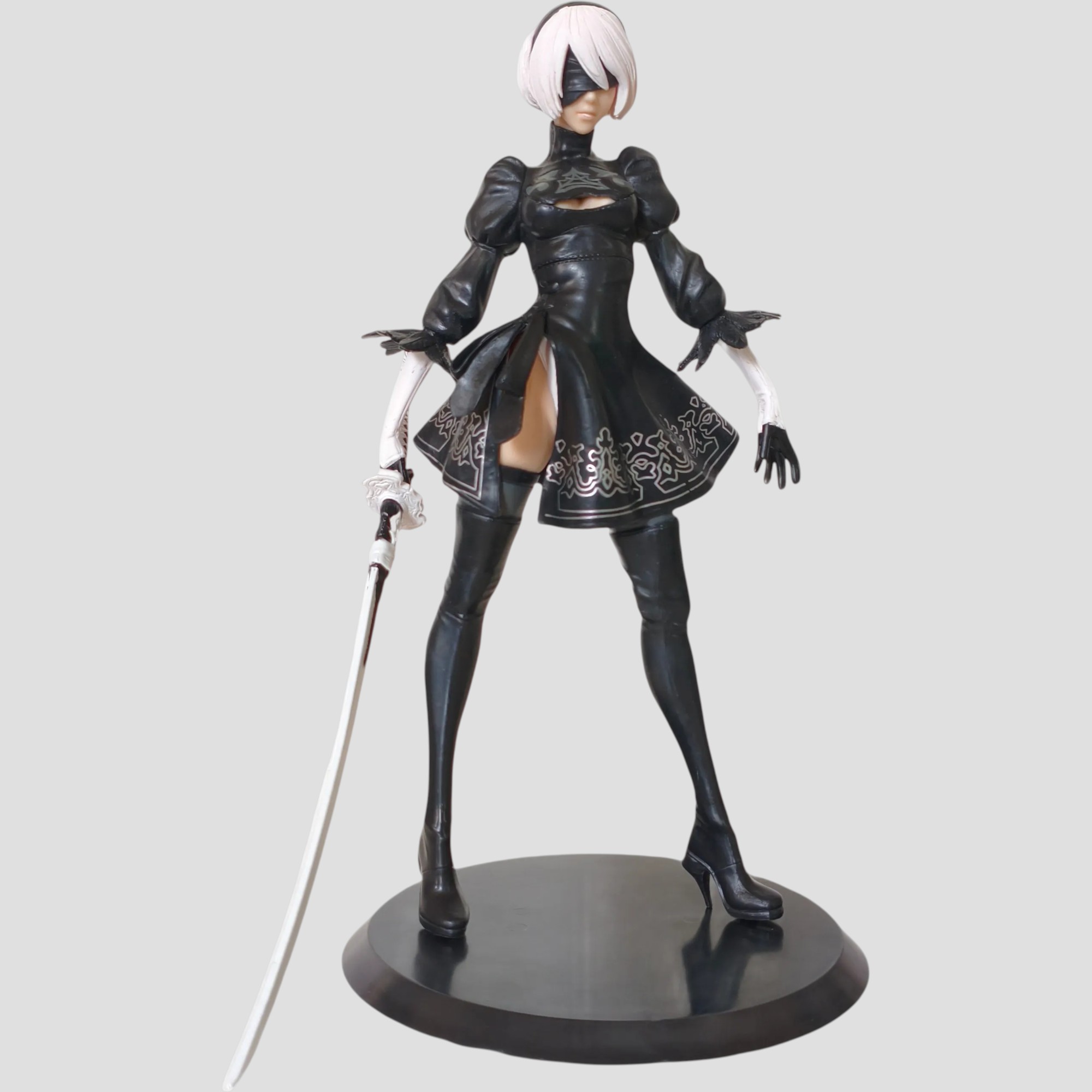 Figurine Nier Automata 2B - 27 cm de face
