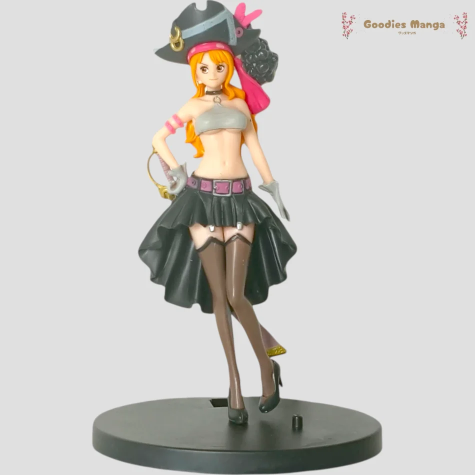 Figurine Nami – Tenue de Pirate – One Piece de face