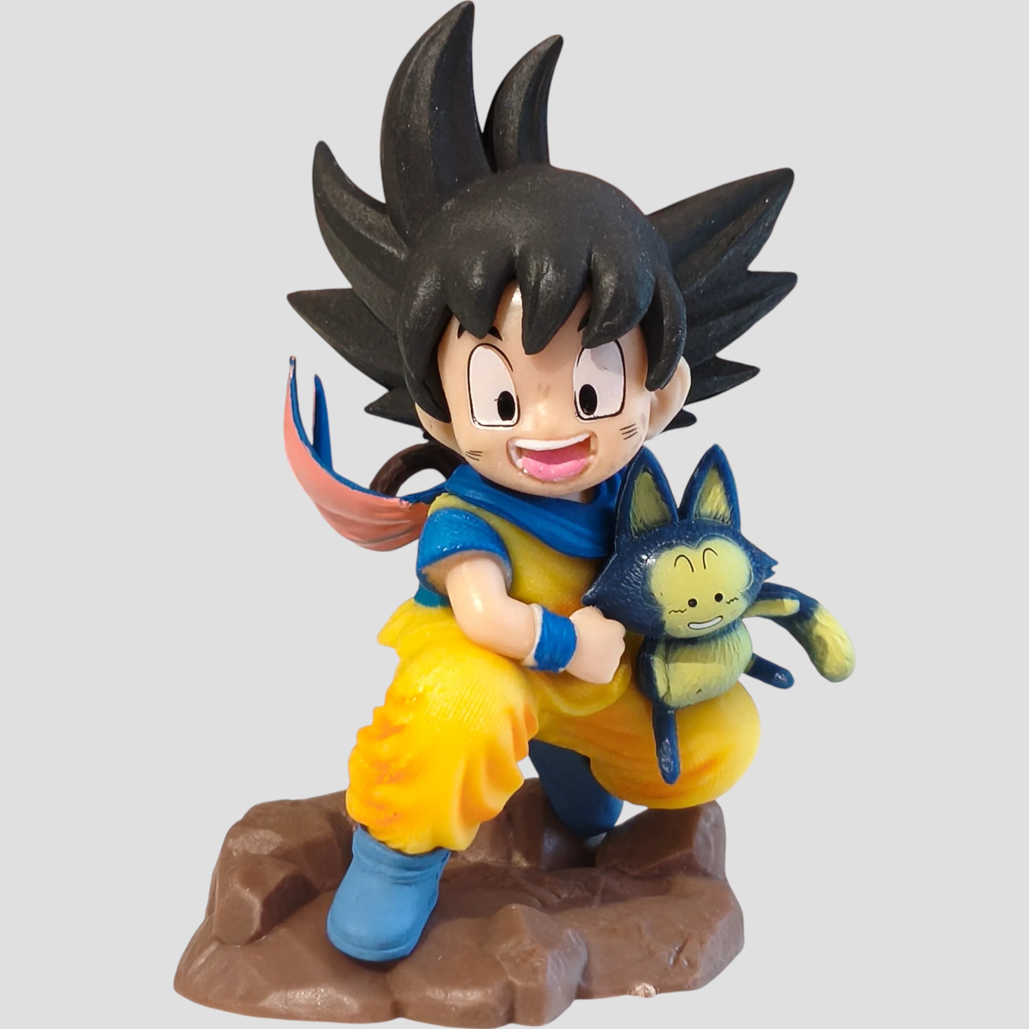 Figurine 10 cm Son Goku enfant avec Puar - Dragon Ball de face