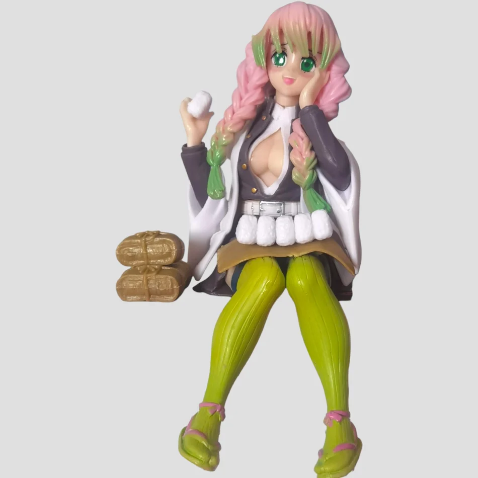 Figurine Mitsuri Kanroji assise mangeant un Onigiri – Demon Slayer de face