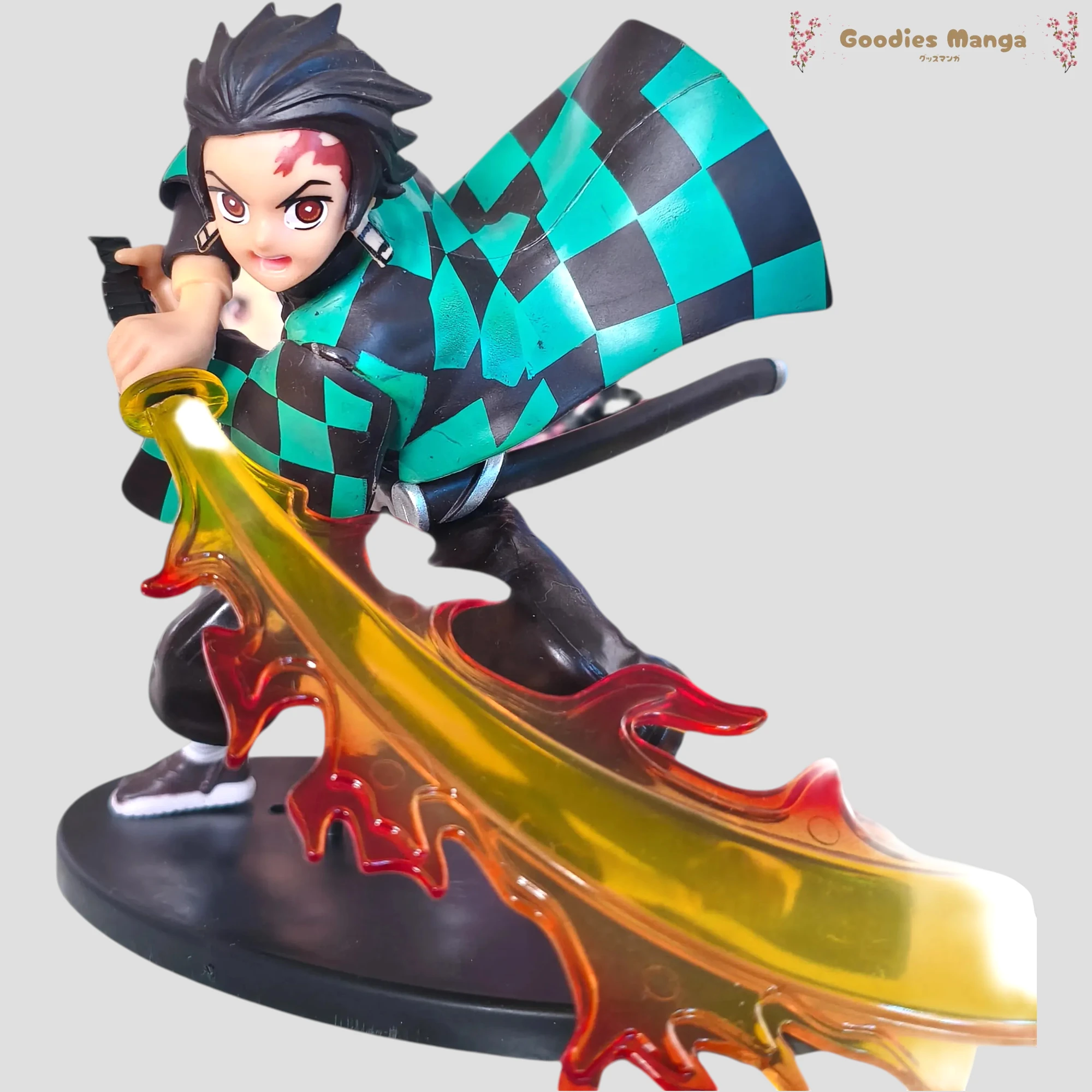 Figurine Tanjiro Kamado souffle de la flamme Demon Slayer de face