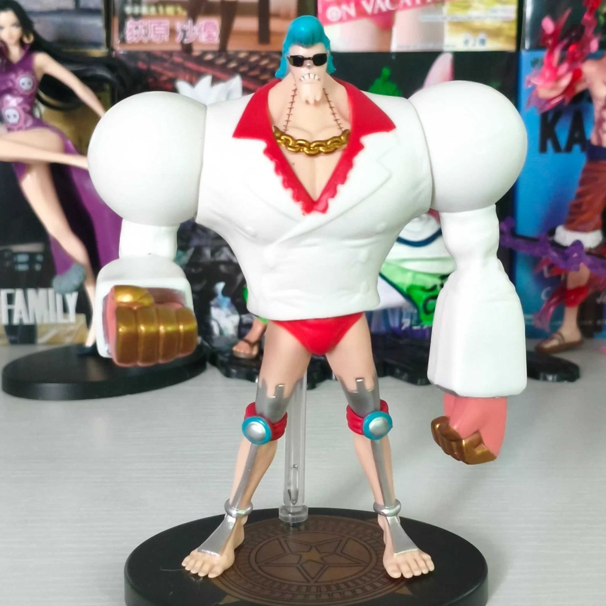ONE PIECE GOLD Figurine Franky