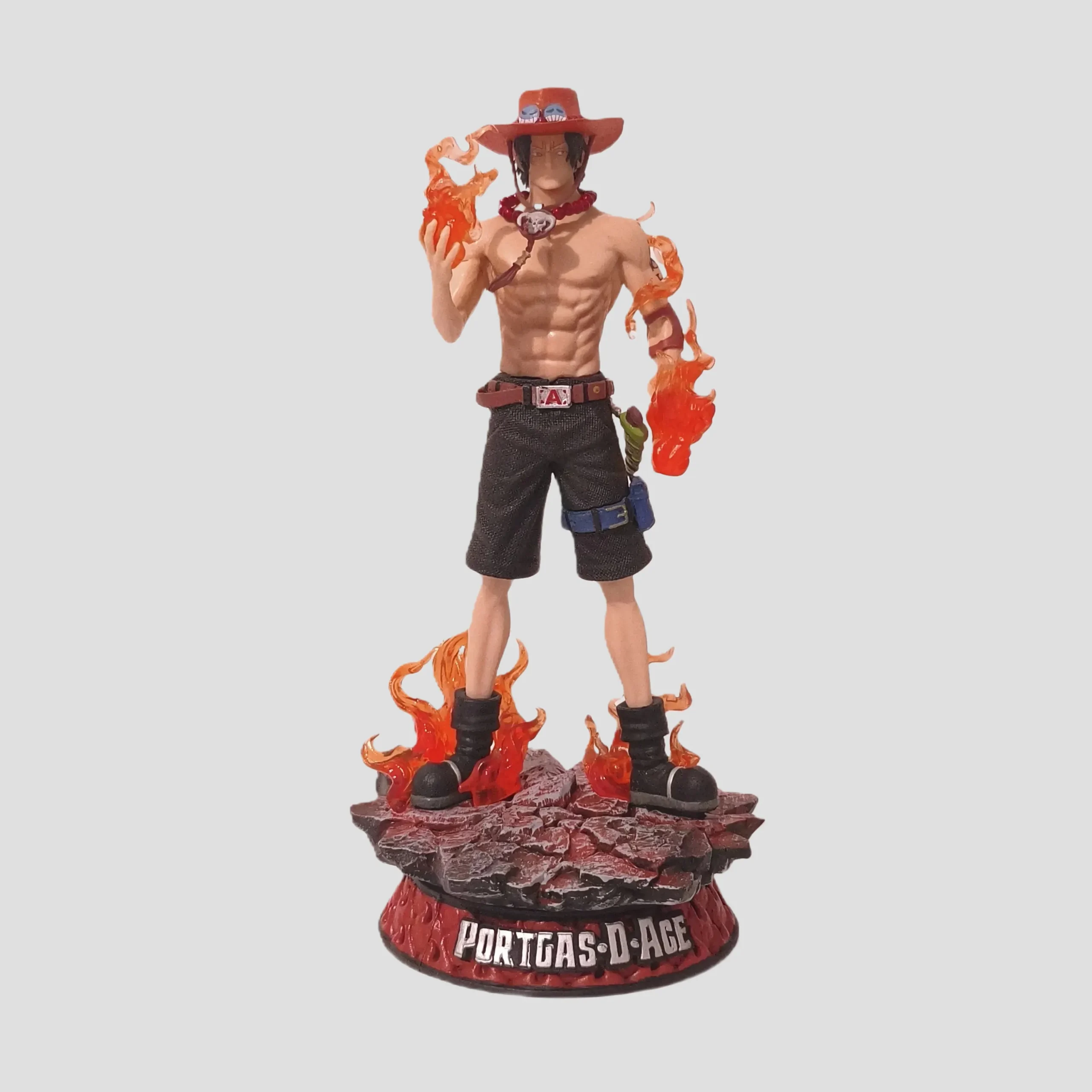 Portgas D Ace statuette One Piece de face
