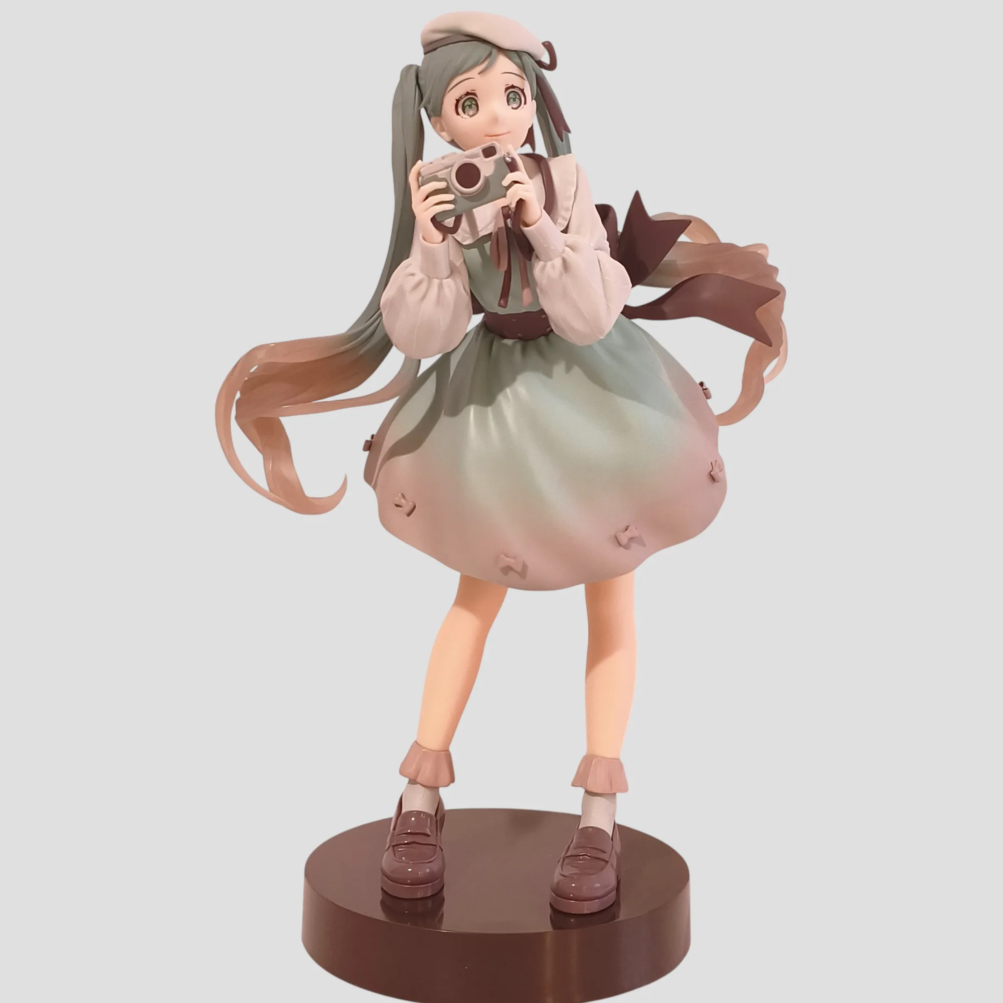 Figurine Hatsune Miku – Holiday Memories Camera de face