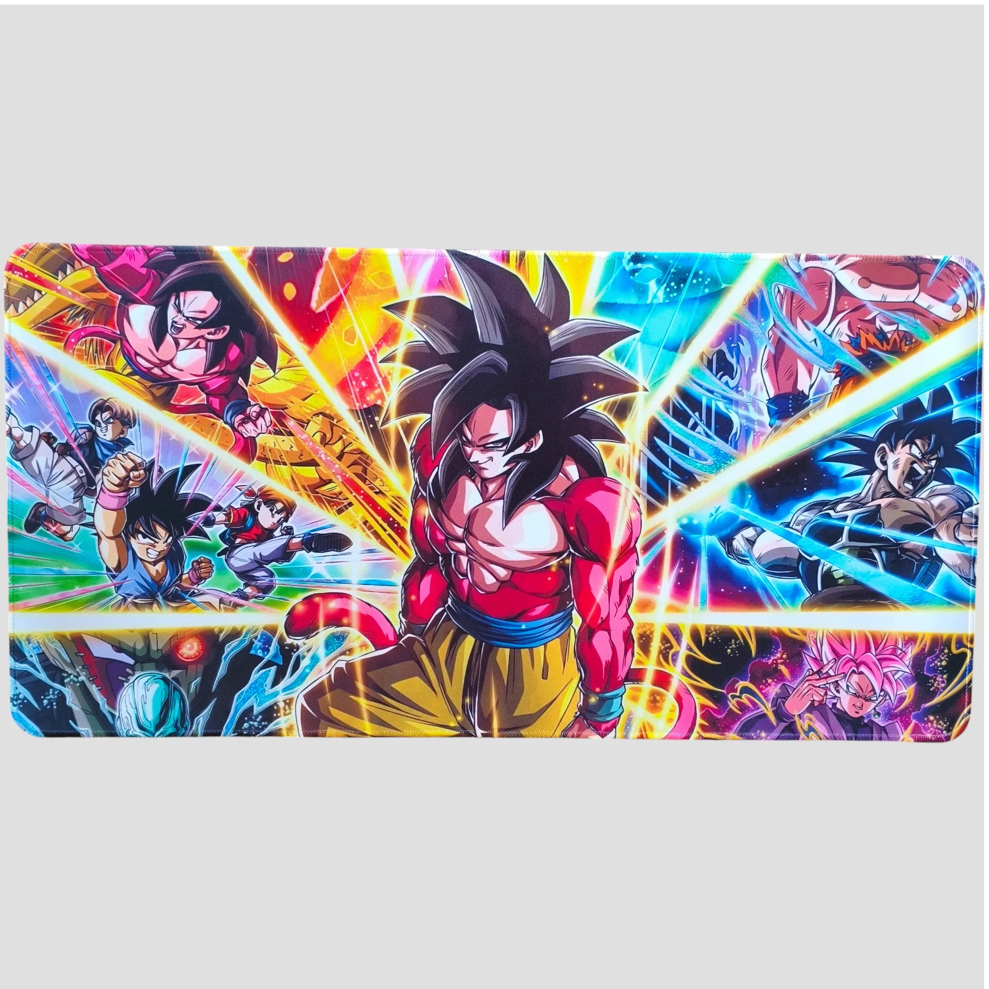 tapis-de-souris-son-goku-super-saiyan-4-fond-flashback