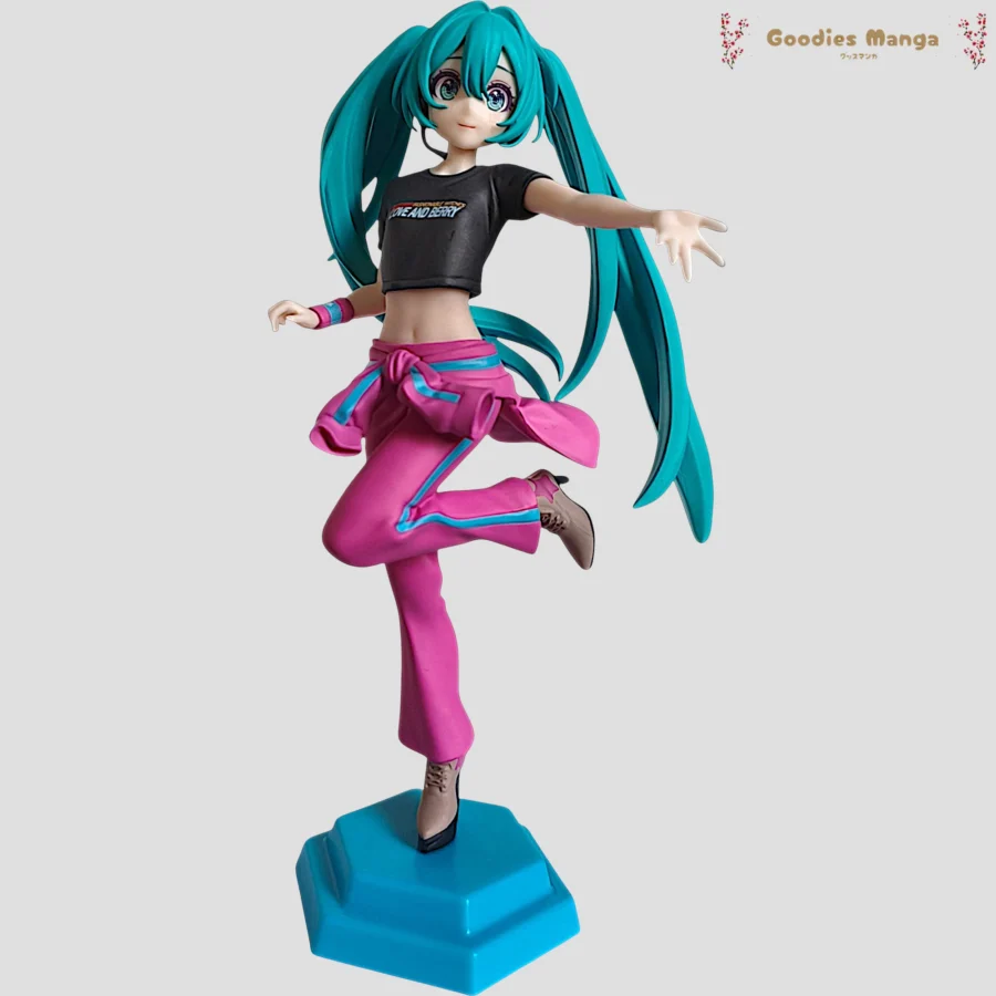 figurine hatsune miku berry costume
