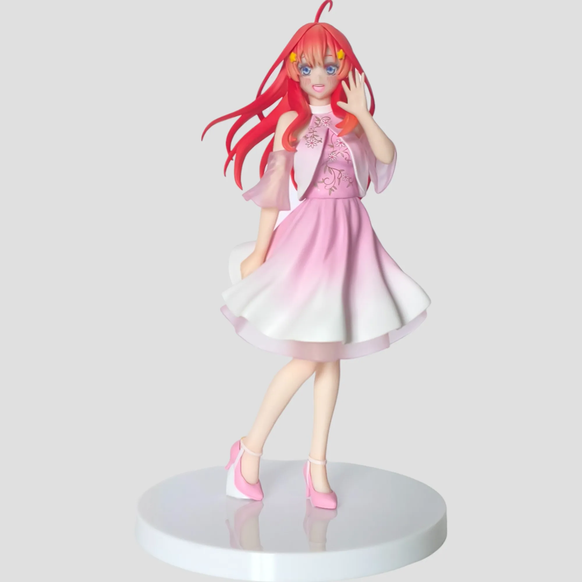 Figurine Itsuki Nakano - 5ᵉ Anniversaire - Ichiban Kuji de face