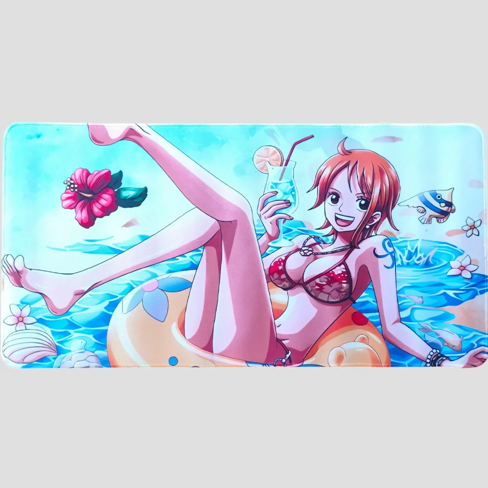 Tapis de souris Nami en bikini – One Piece de face