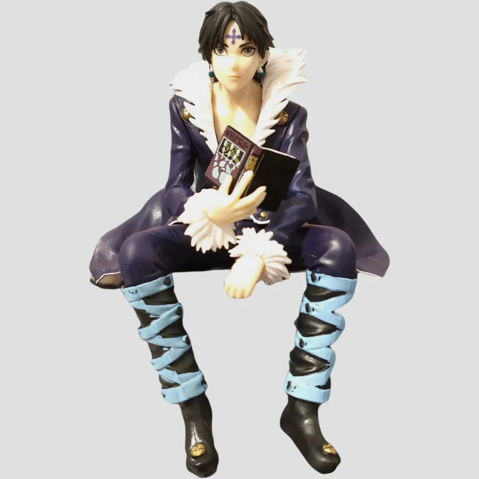 Figurine Kuroro Lucifuru assis - 13 cm Hunter x Hunter de face